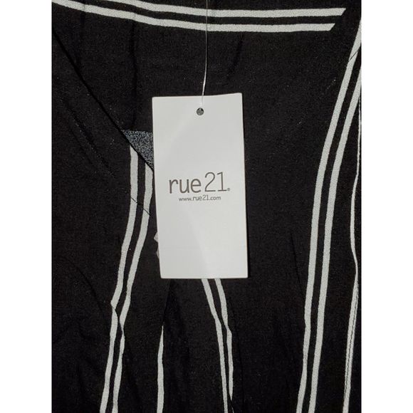 Sadie Robertson Women's /Junior's Blouse Striped Office Business Style Size XL - Picture 3 of 13